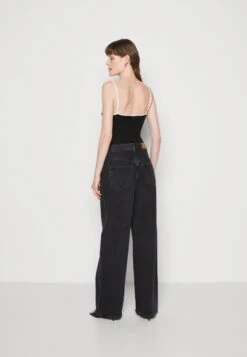 Anna Field Top - Black -Anna Field 01900a253f164f4ab3c18e74694c375d