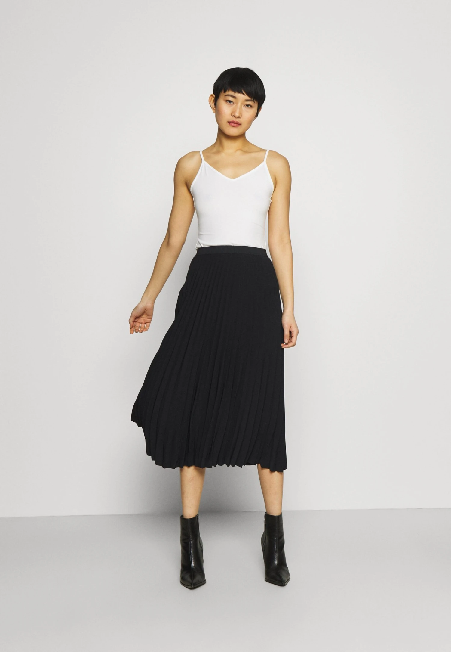 Anna Field 5 Pack - Top - Black/White/Mottled Light Grey 1 Anna Field 5 Pack - Top - Black/White/Mottled Light Grey