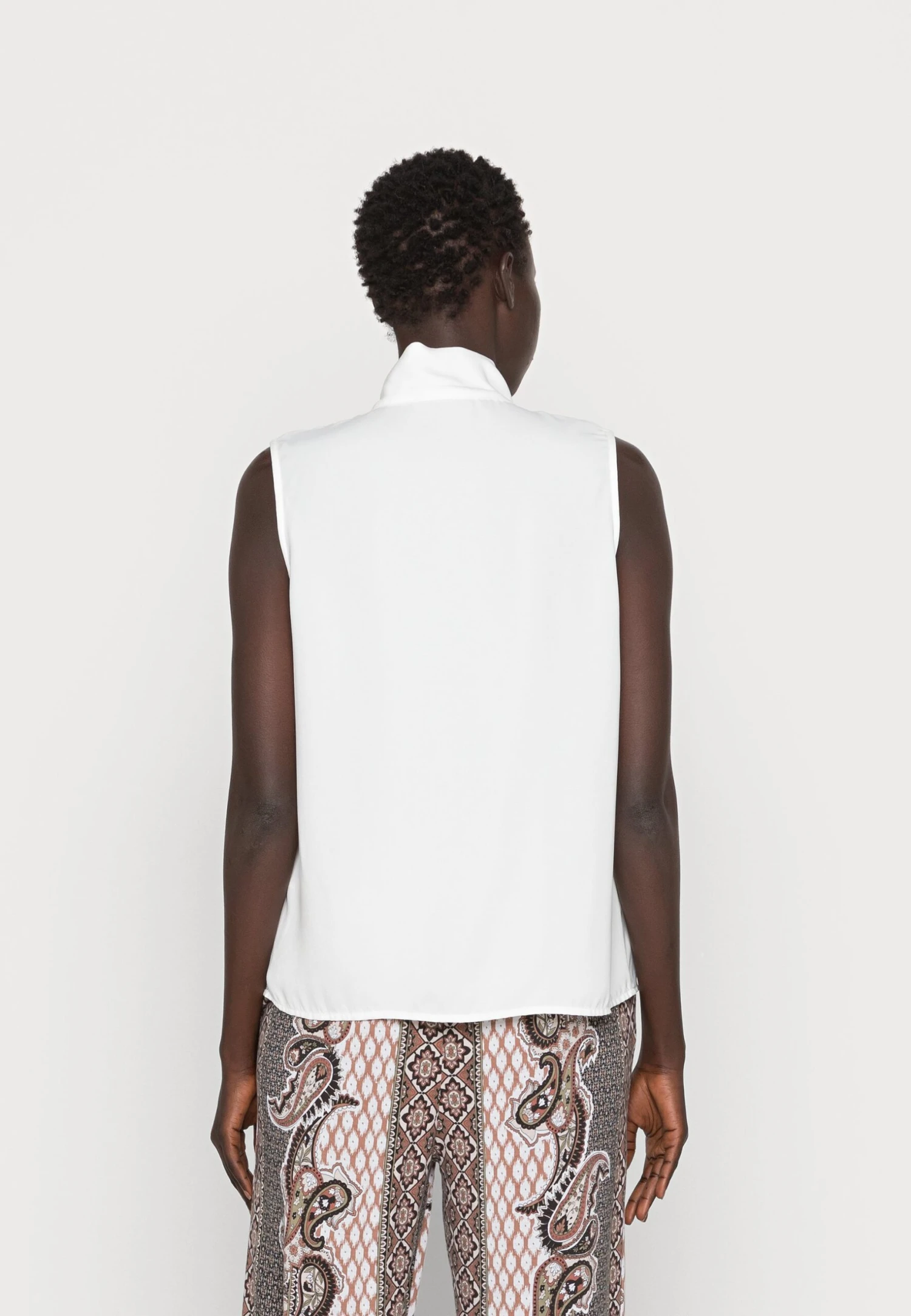 Anna Field Top - White 3 Anna Field Top - White - Afbeelding 3