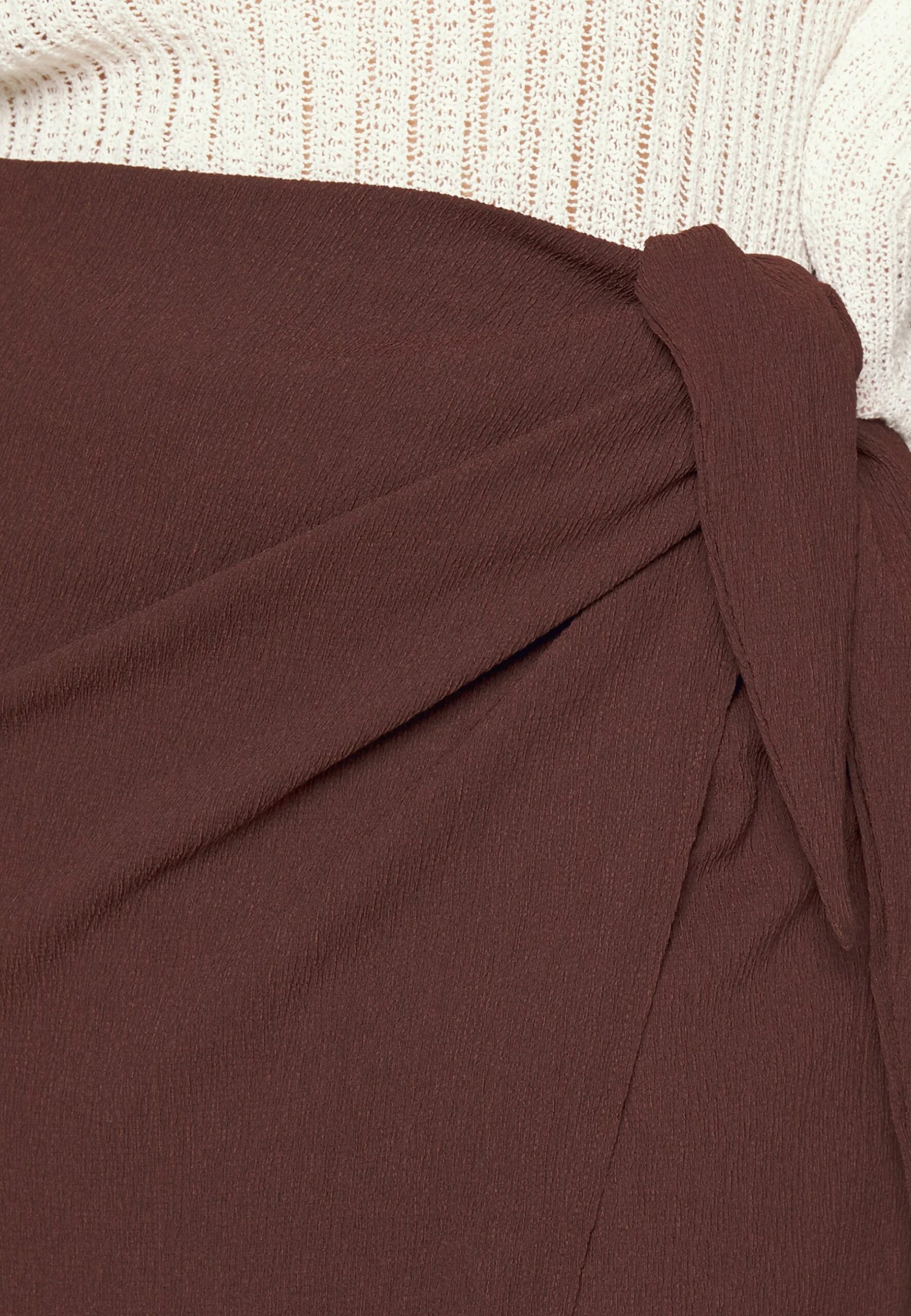 Curvy Textured Sarong Midi Skirt - Wikkelrok - Brown 6 Curvy Textured Sarong Midi Skirt - Wikkelrok - Brown - Afbeelding 6