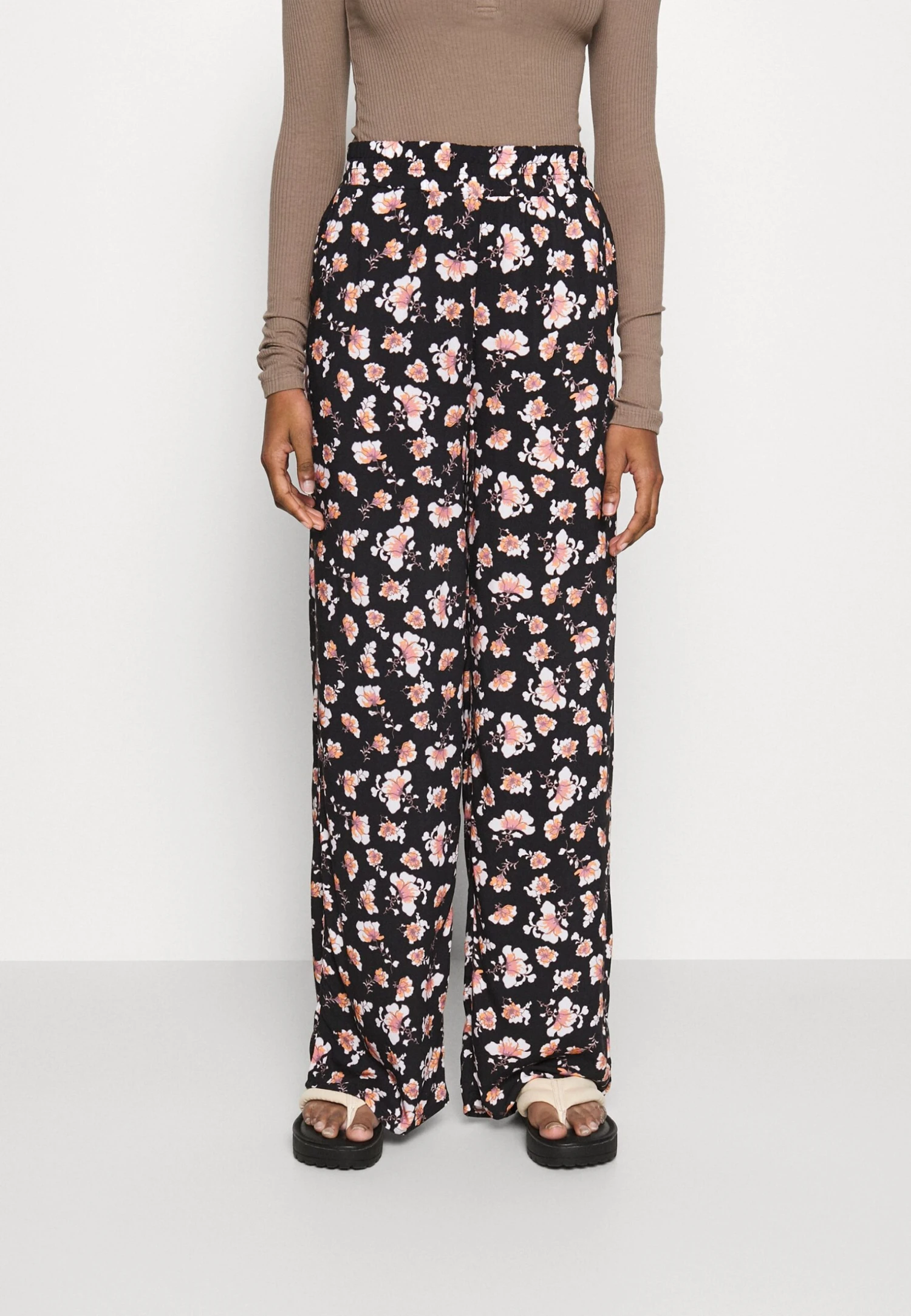 Broek - Black/Multi-Coloured 1 Broek - Black/Multi-Coloured