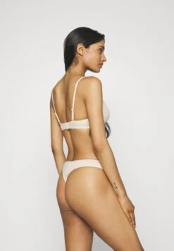 Anna Field 2 Pack - Beugel Bh - Black/Nude 9 Anna Field 2 Pack - Beugel Bh - Black/Nude -Anna Field 677d557b318942e6929847de5e83d6bb