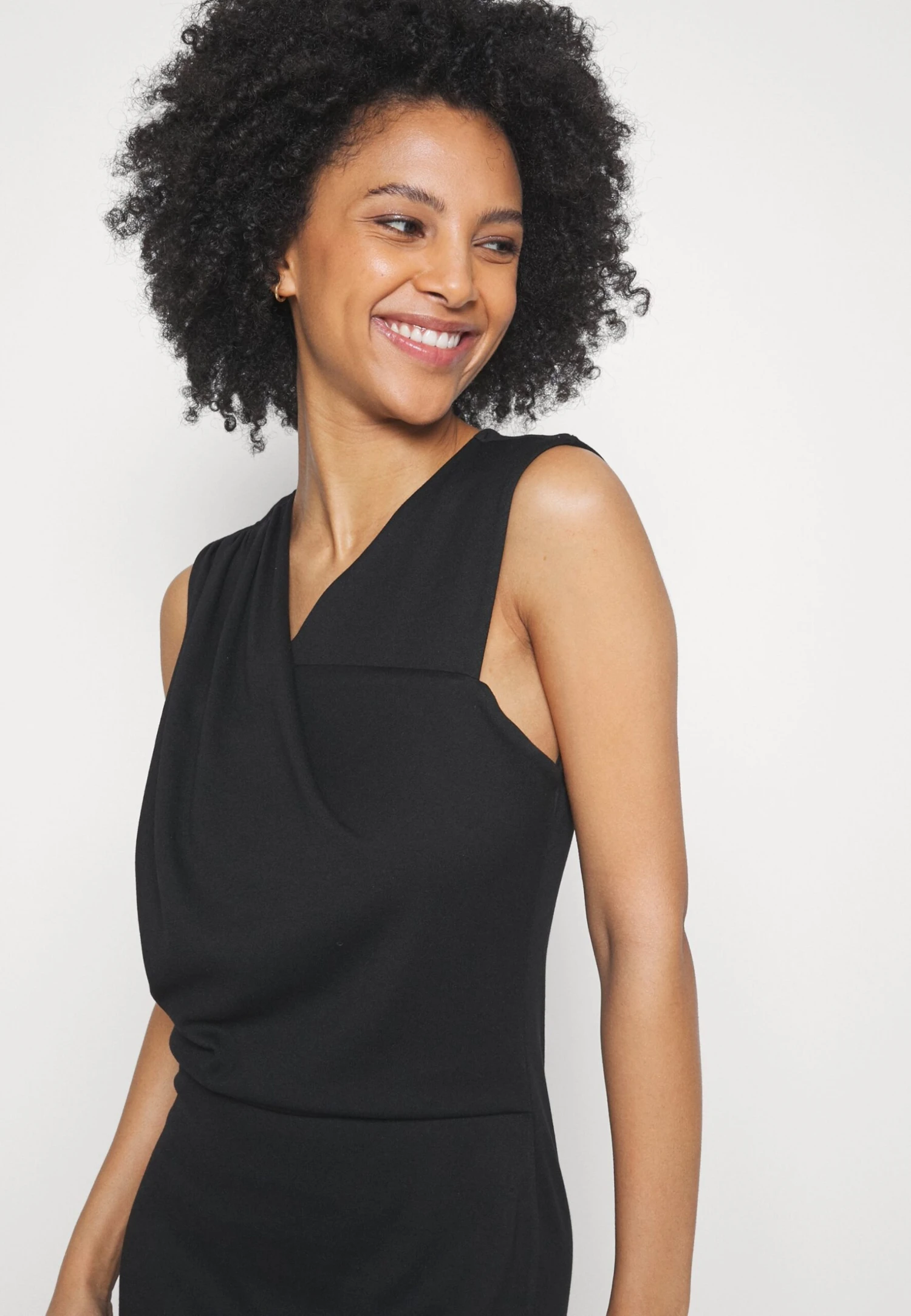 Drapped Neckline Smart Bodycon Sleeveless Mini Dress - Jerseyjurk - Black 4 Drapped Neckline Smart Bodycon Sleeveless Mini Dress - Jerseyjurk - Black - Afbeelding 4