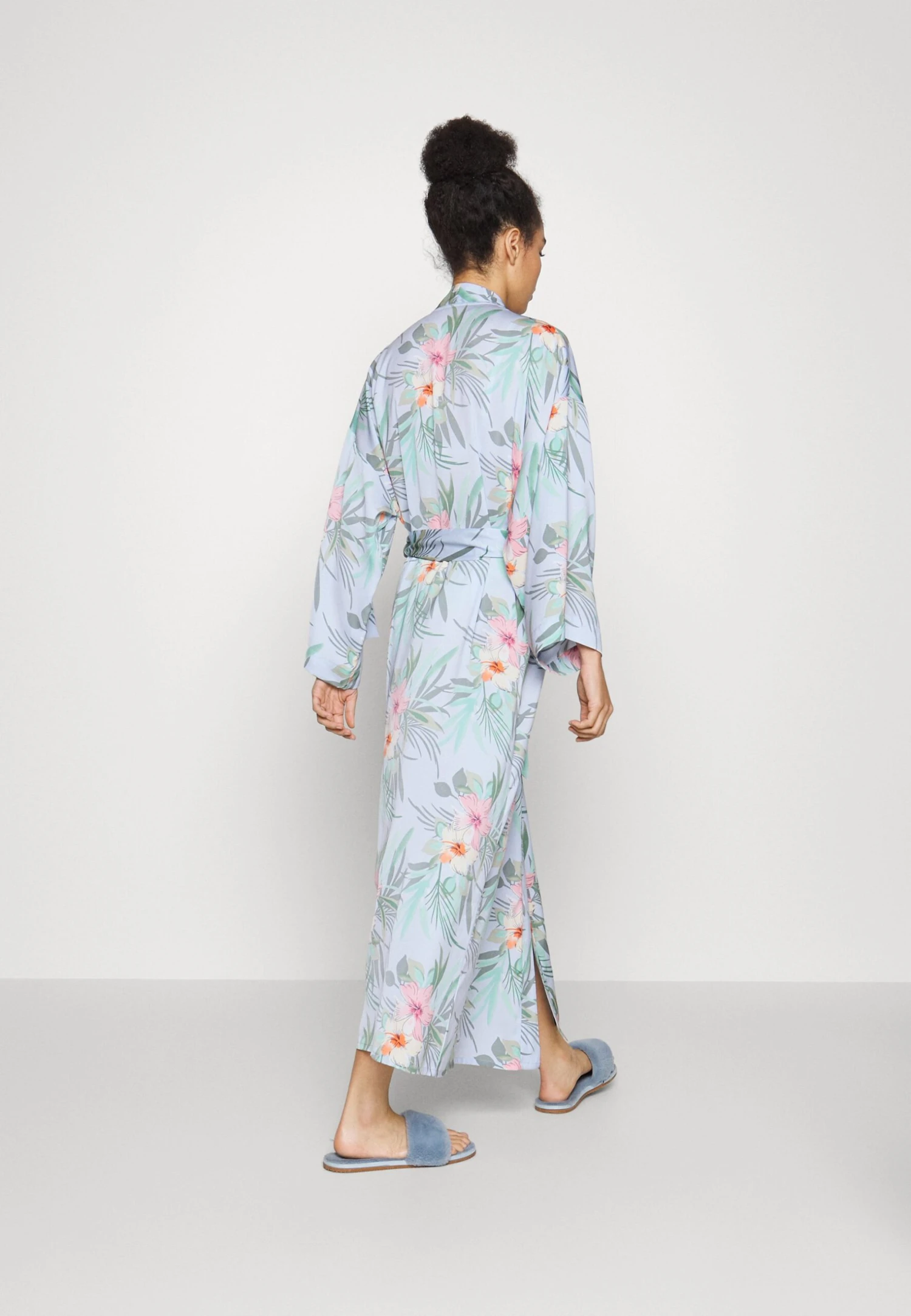 Anna Field Floral Robe - Badjas - Blue 3 Anna Field Floral Robe - Badjas - Blue - Afbeelding 3