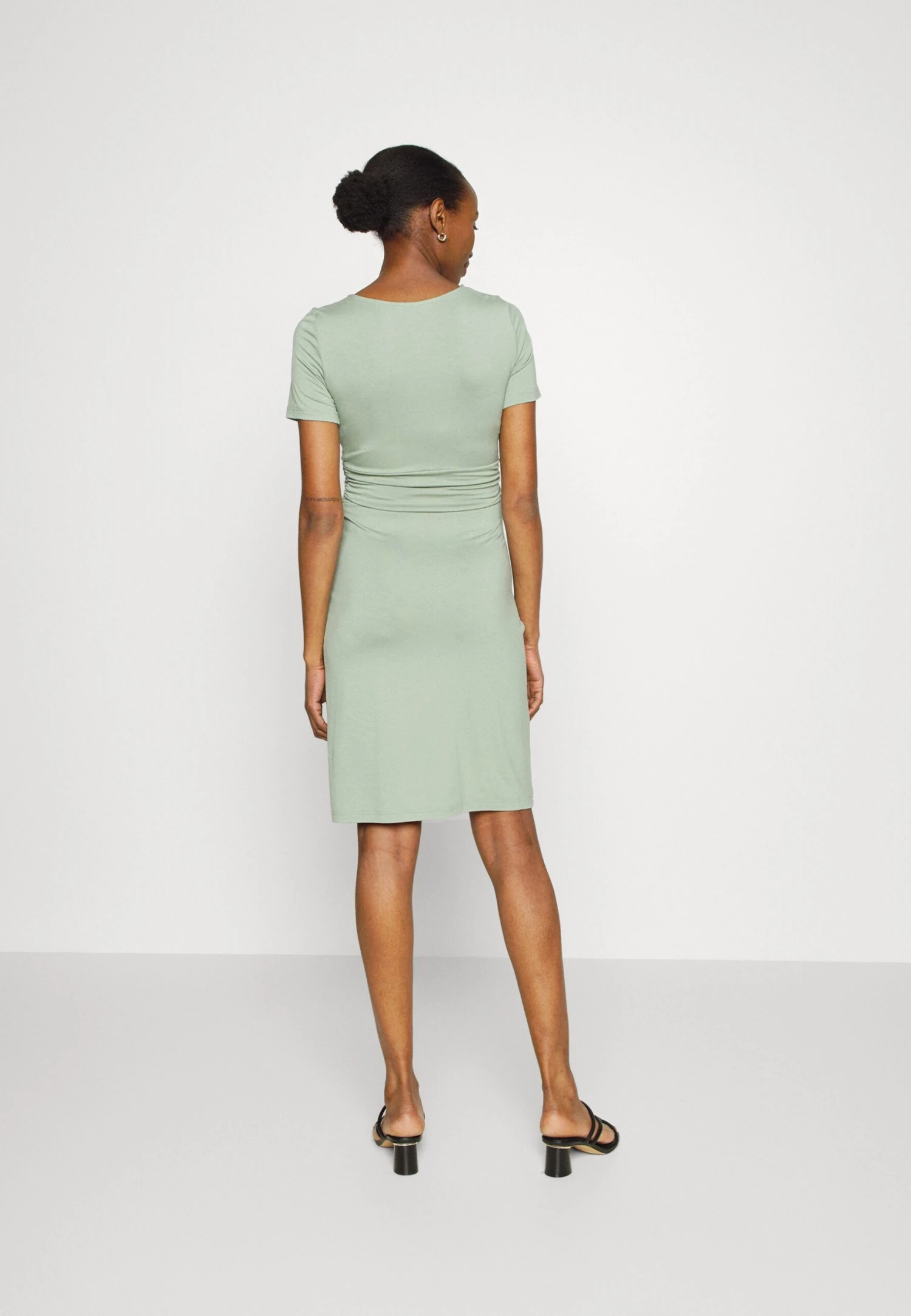 Short Sleeves Ruched Waist Mini Flared Dress - Jerseyjurk - Light Green 3 Short Sleeves Ruched Waist Mini Flared Dress - Jerseyjurk - Light Green - Afbeelding 3