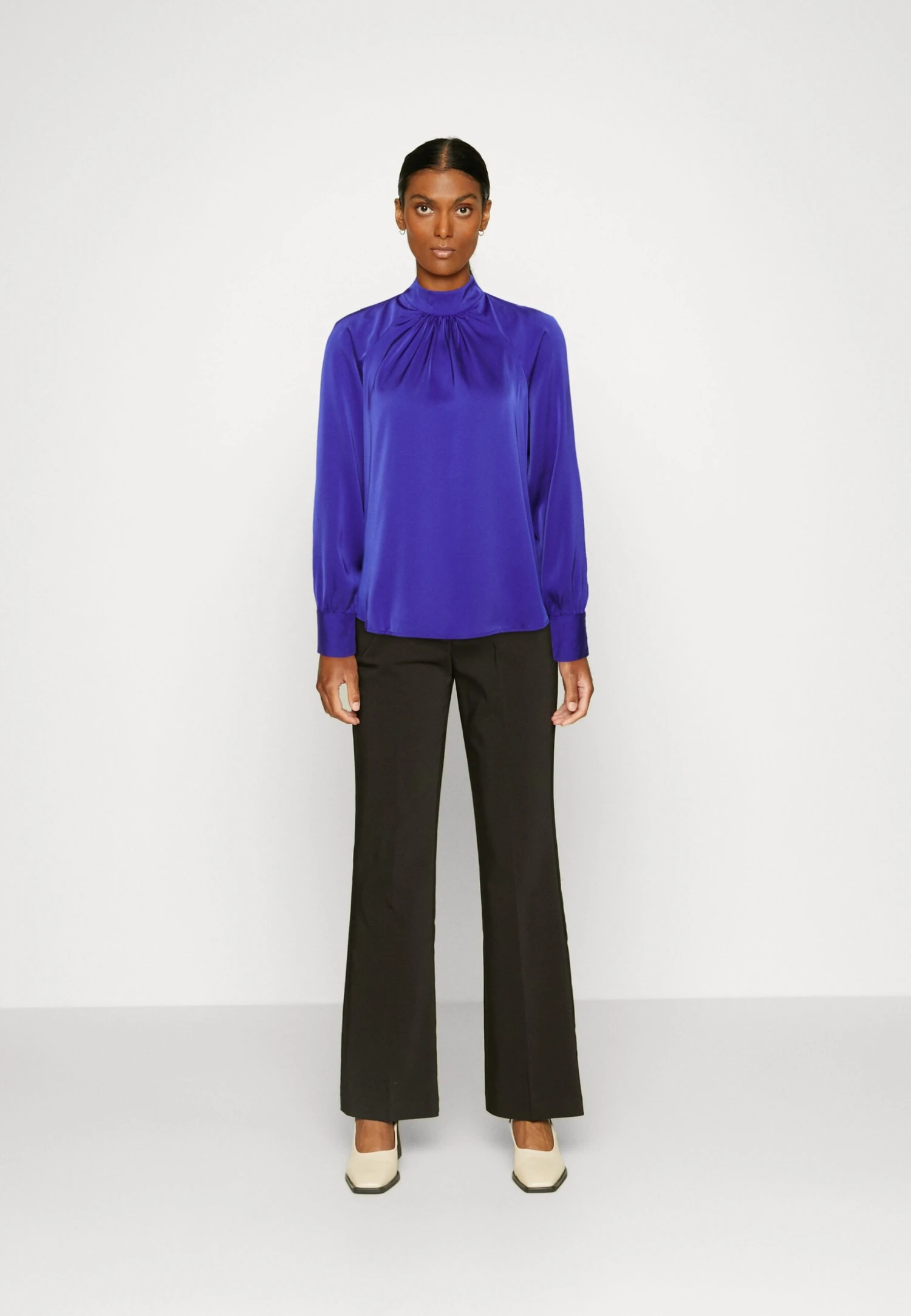 Anna Field Longsleeve -Blue 2 Anna Field Longsleeve -Blue - Afbeelding 2